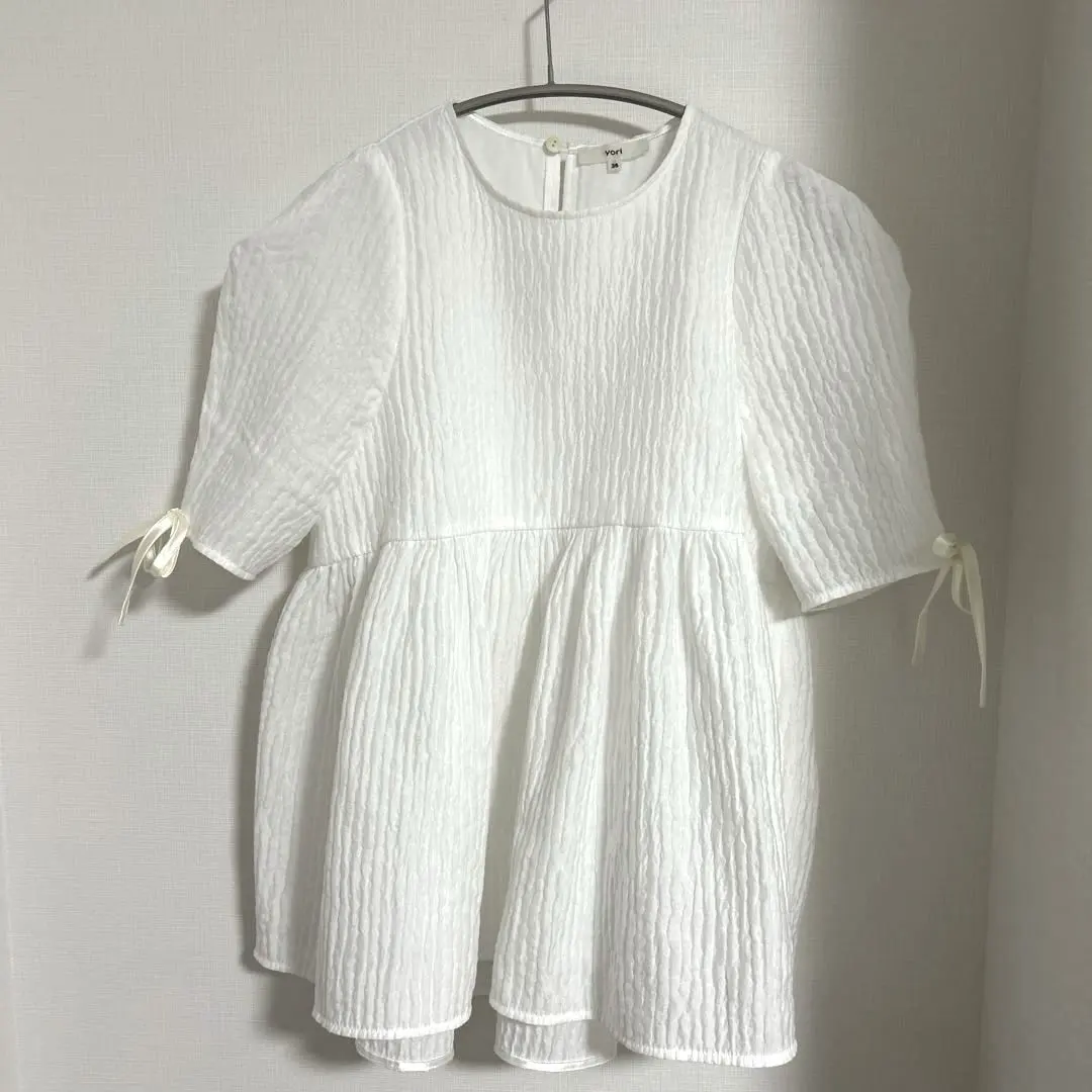 2026年最新】yori フクレフレアブラウスの人気アイテム - メルカリ