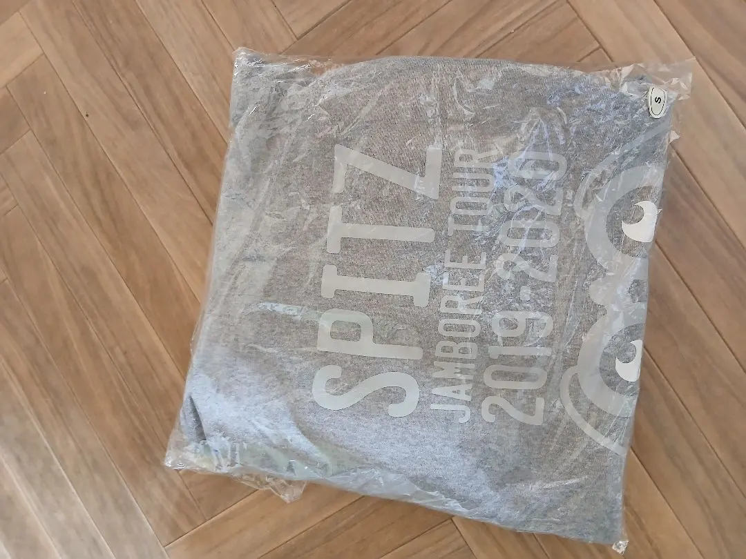 2026年最新】スピッツ パーカーの人気アイテム - メルカリ