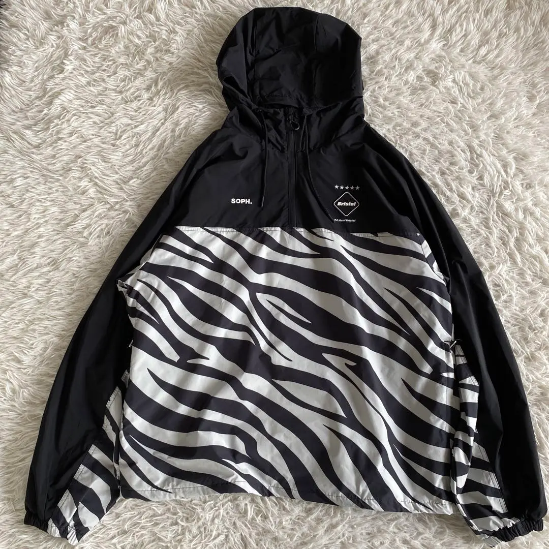 2026年最新】fcrbパーカー ゼブラの人気アイテム - メルカリ
