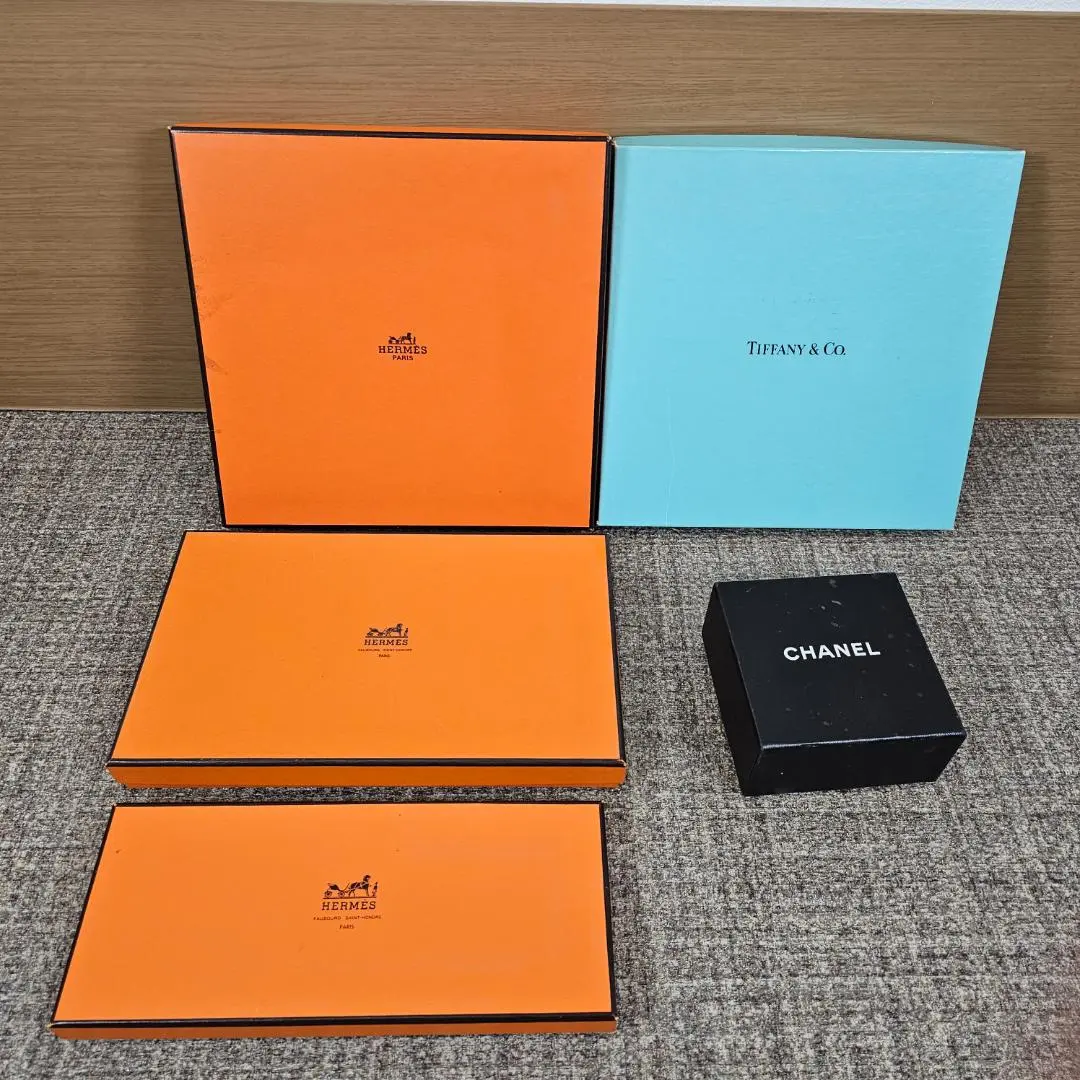 2026年最新】エルメス 空箱 スカーフ 24の人気アイテム - メルカリ