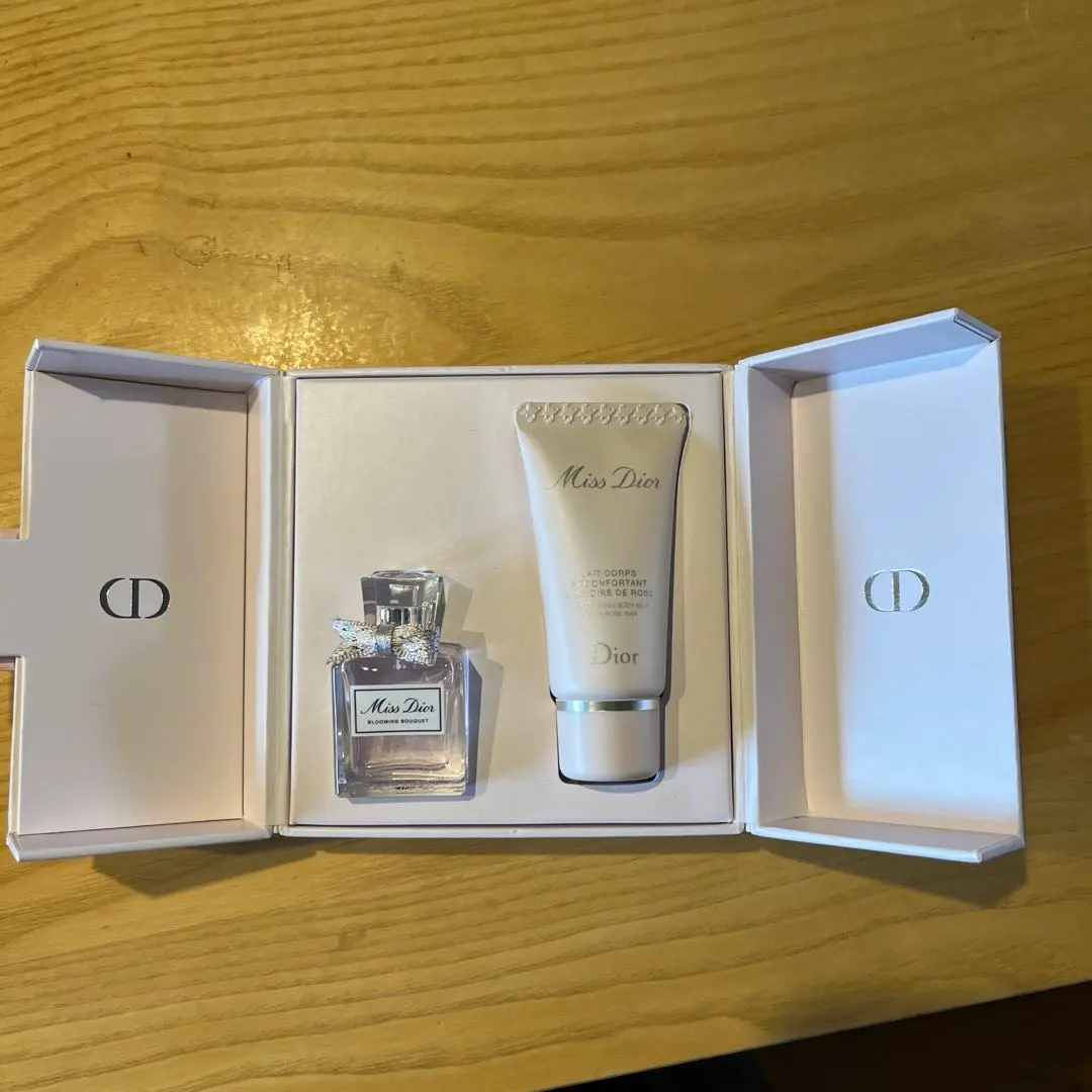 2026年最新】ミスディオール ミニチュアコフレの人気アイテム - メルカリ