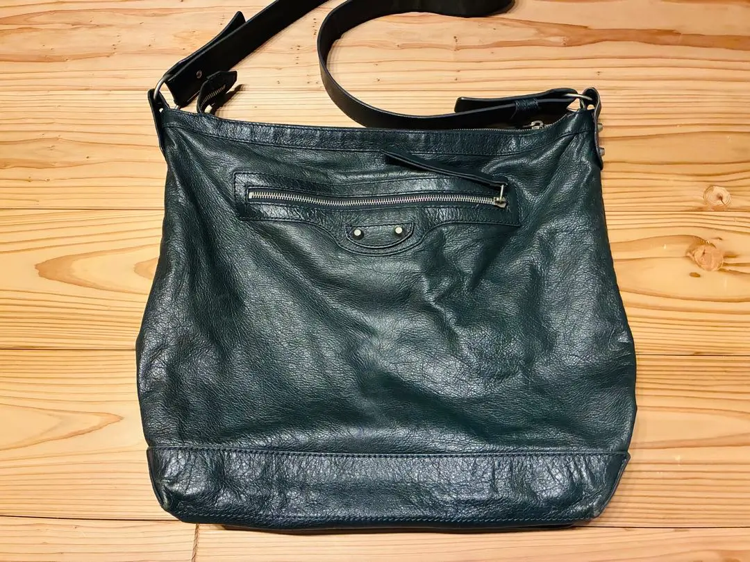 2026年最新】バレンシアガ ザ デイの人気アイテム - メルカリ