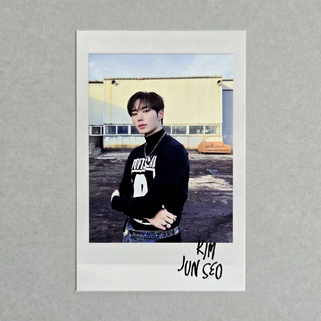 2026年最新】wei デヒョン ポラロイドの人気アイテム - メルカリ