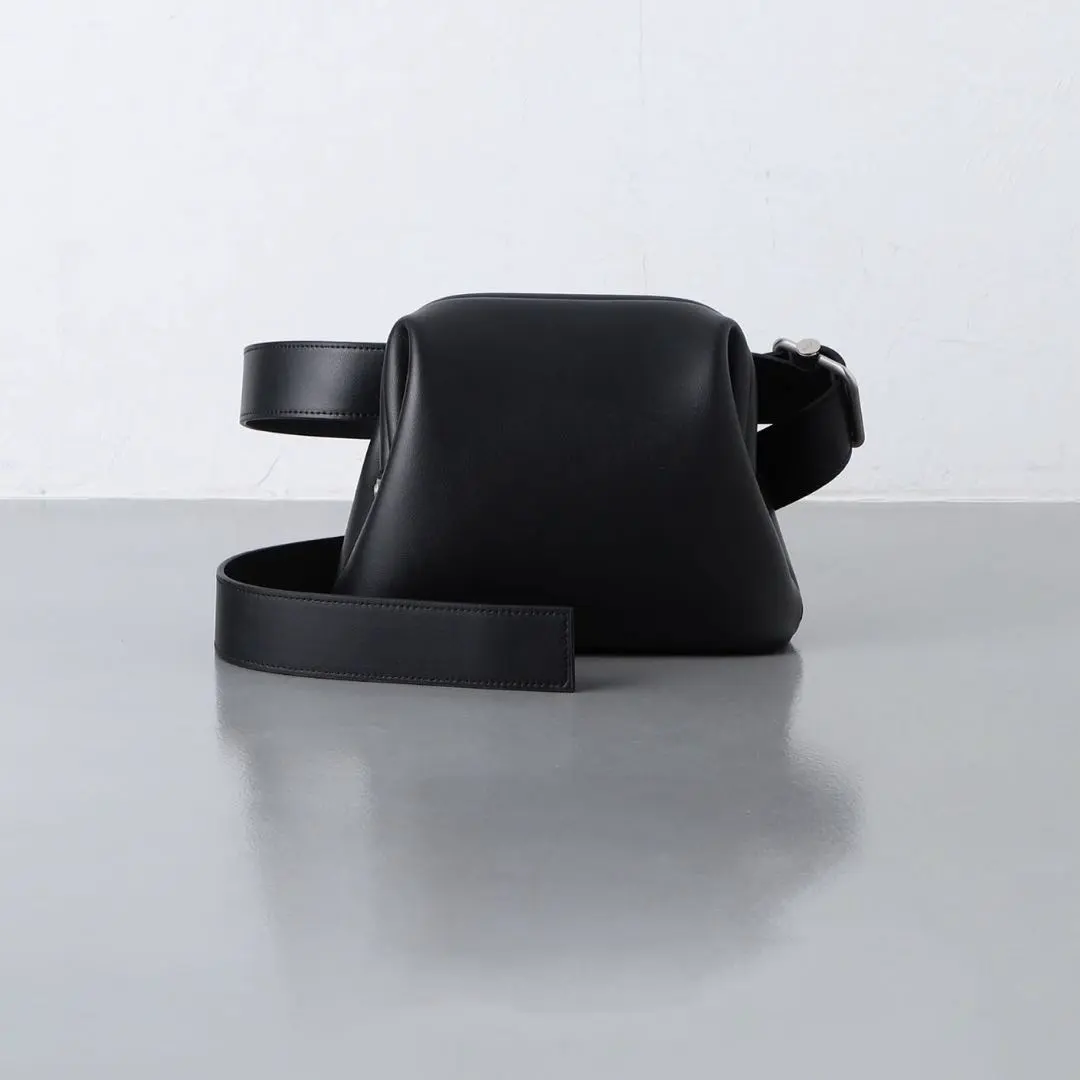 2026年最新】OSOI ボディバッグ・ウエストポーチの人気アイテム - メルカリ