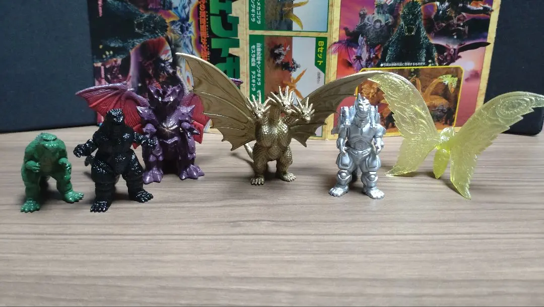 2026年最新】白亜紀キングギドラの人気アイテム - メルカリ