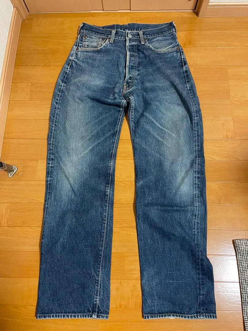 2026年最新】EVISU デニムカラー：ブルー ストレートデニムの人気