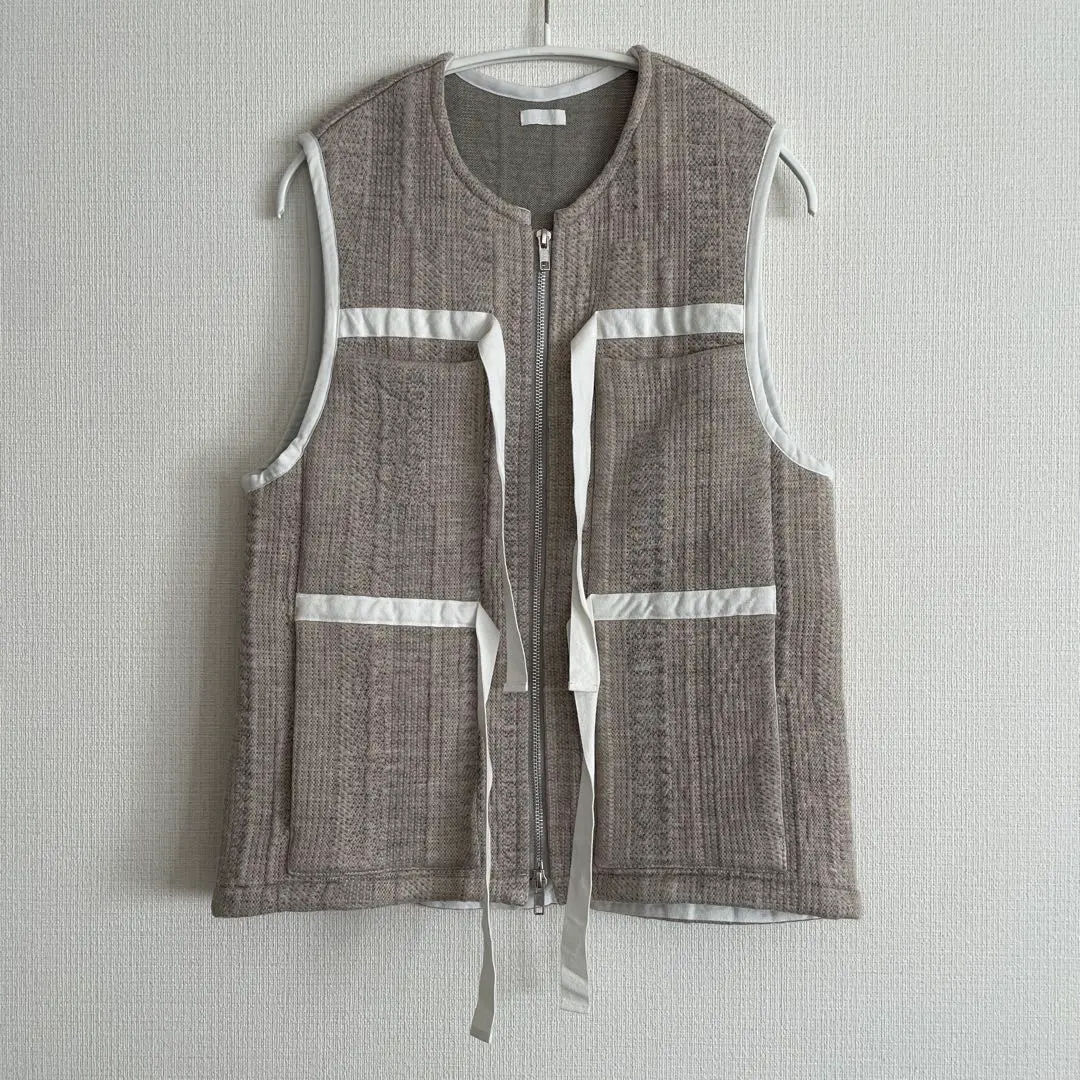 2026年最新】BYBORRE ベストの人気アイテム - メルカリ