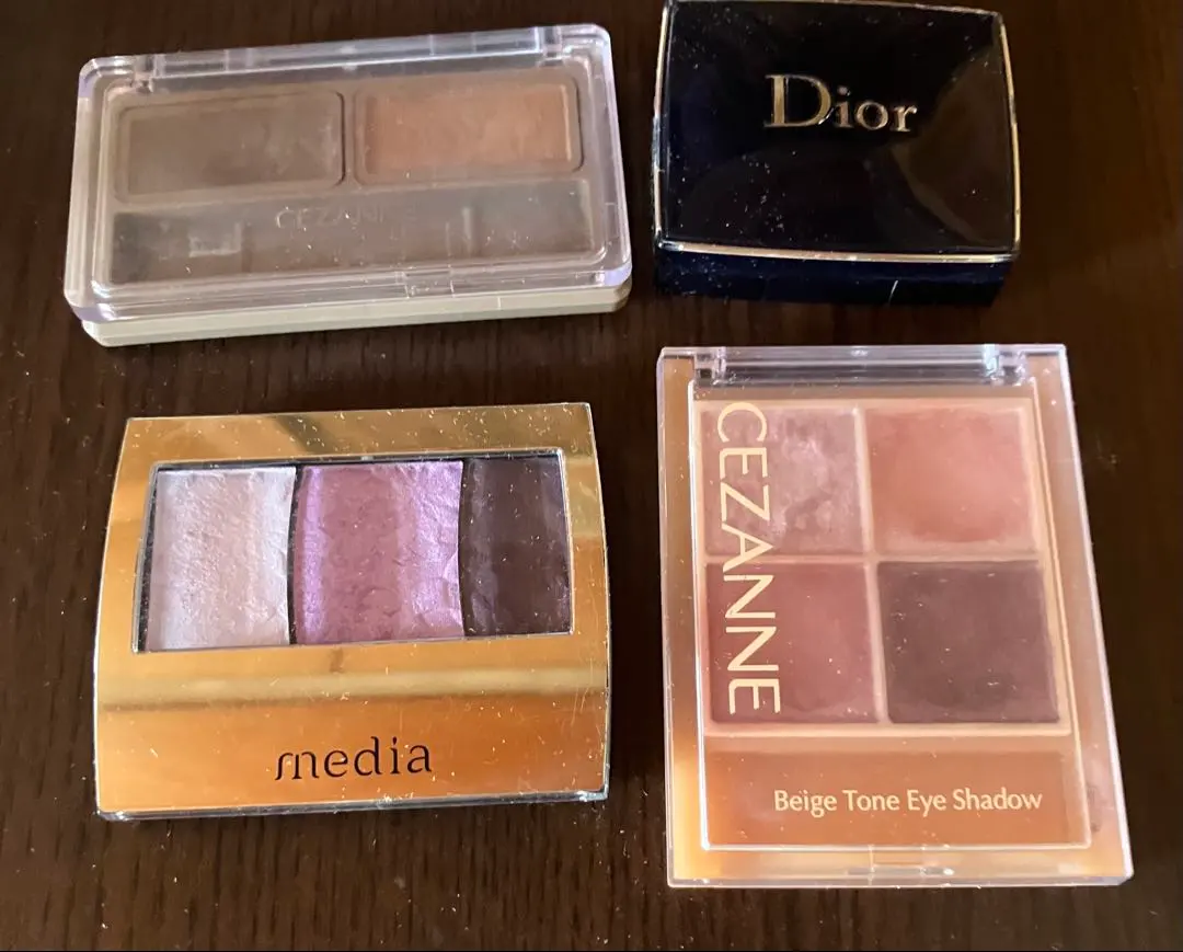 2026年最新】dior アイシャドウ 609の人気アイテム - メルカリ