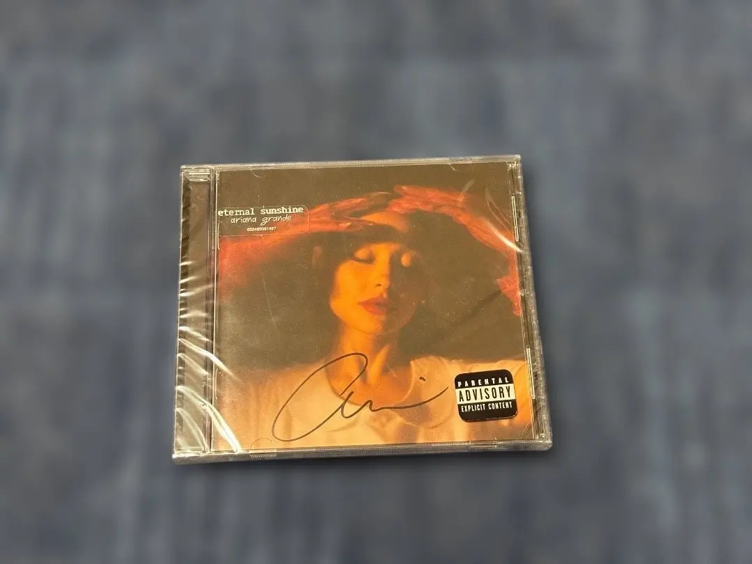 2026年最新】ARIANA grande サインの人気アイテム - メルカリ