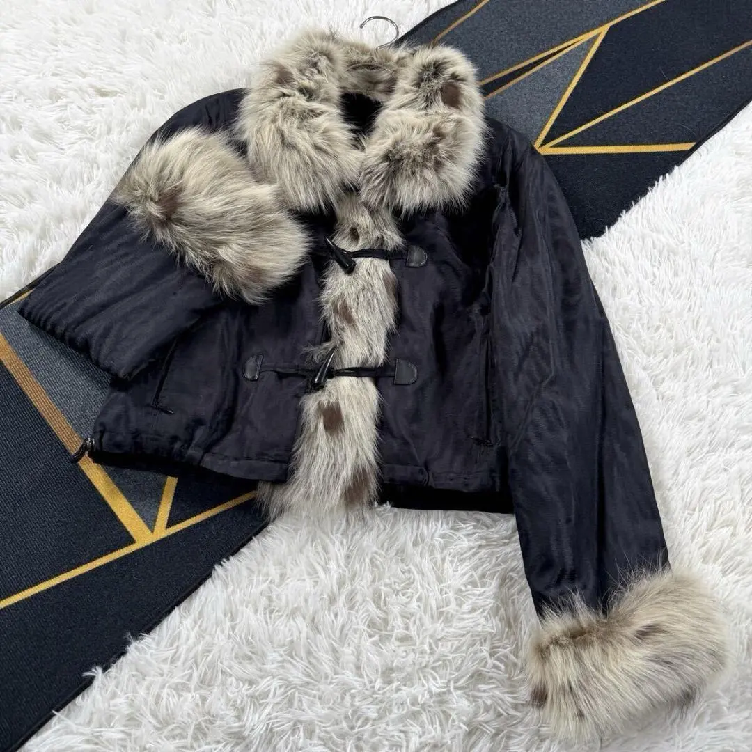 2026年最新】白熊毛皮の人気アイテム - メルカリ