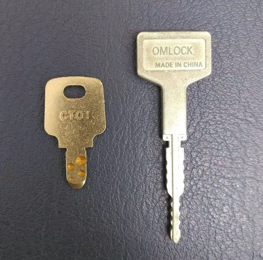 2026年最新】OMLOCKの人気アイテム - メルカリ