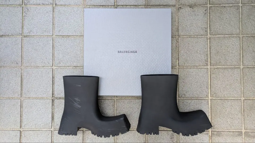 2026年最新】trooper balenciagaの人気アイテム - メルカリ