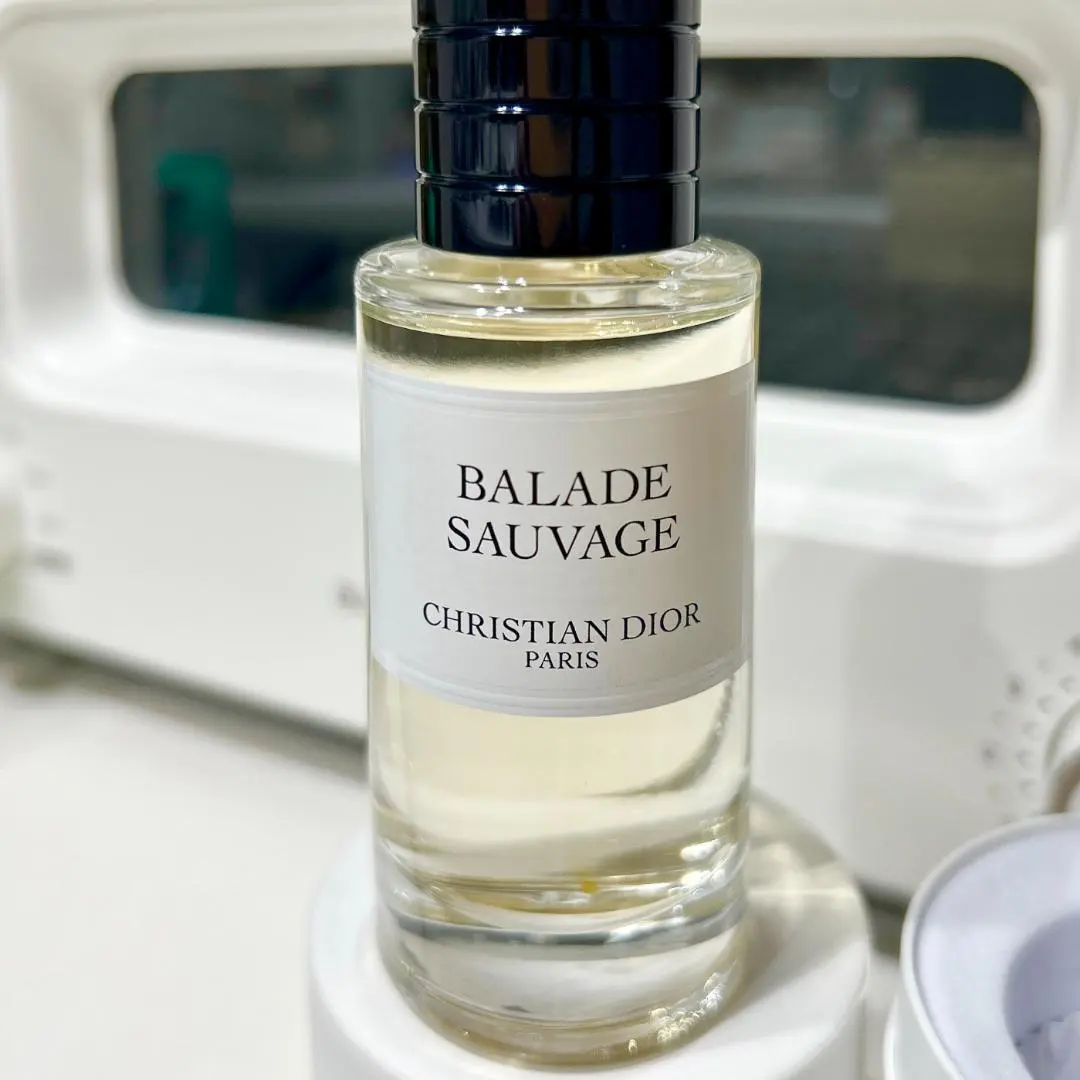 2026年最新】Diorメゾンクリスチャンディオールバラッドソバージュの