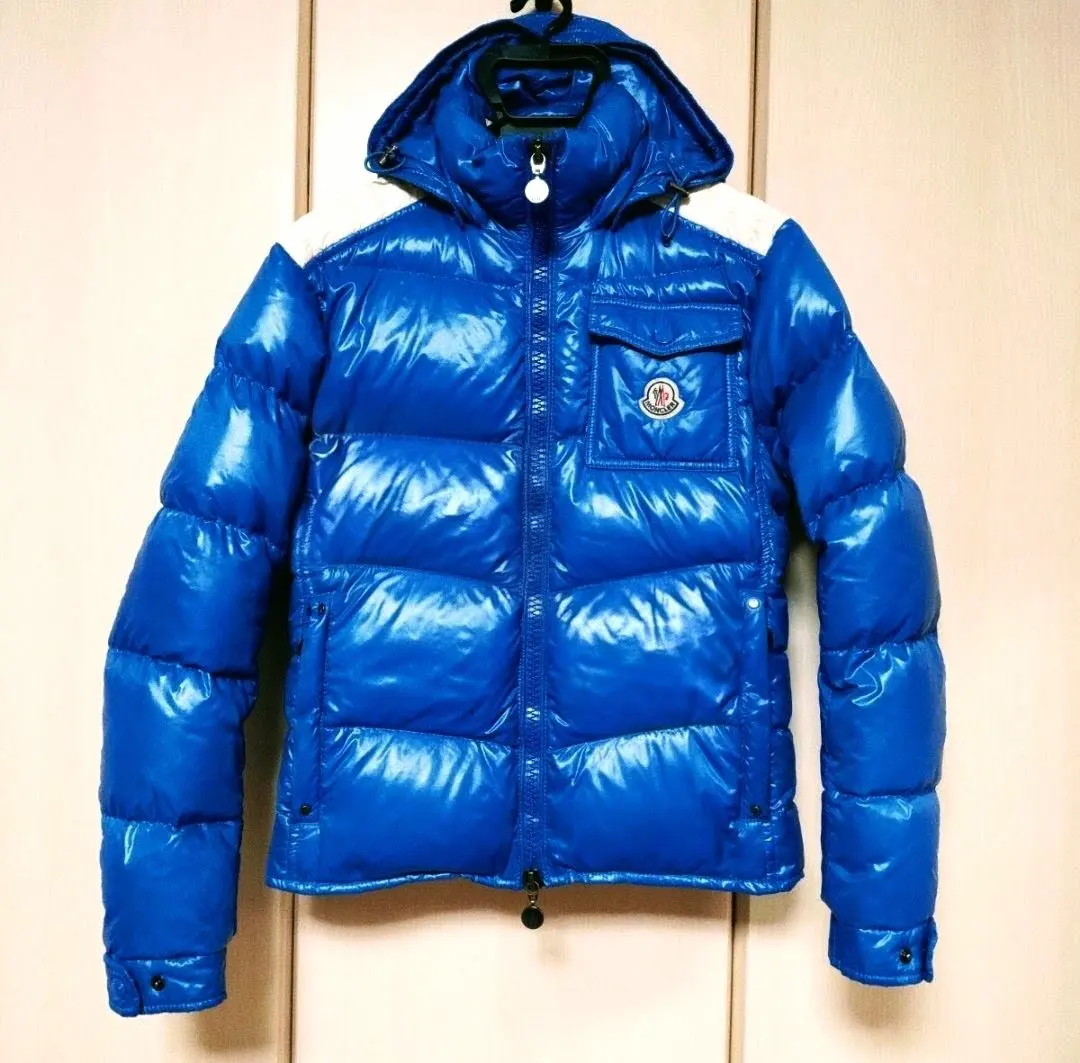 2026年最新】モンクレール グラフトンの人気アイテム - メルカリ