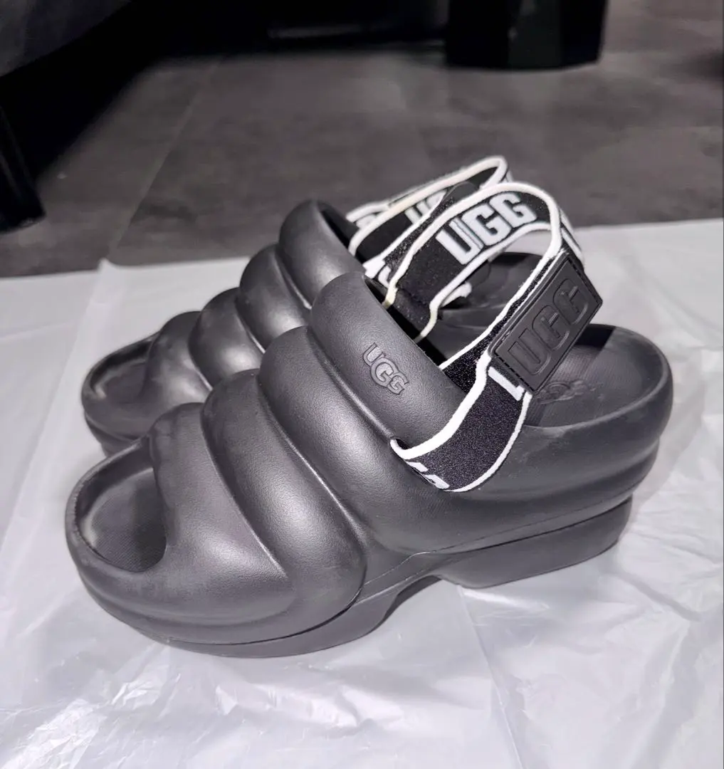 2026年最新】ugg aww yeah 24の人気アイテム - メルカリ