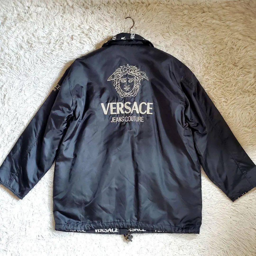 2026年最新】VERSACE カラー：ブラック系 ナイロンジャケットの人気