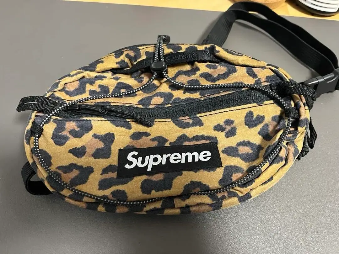 2026年最新】supreme レオパード バッグの人気アイテム - メルカリ