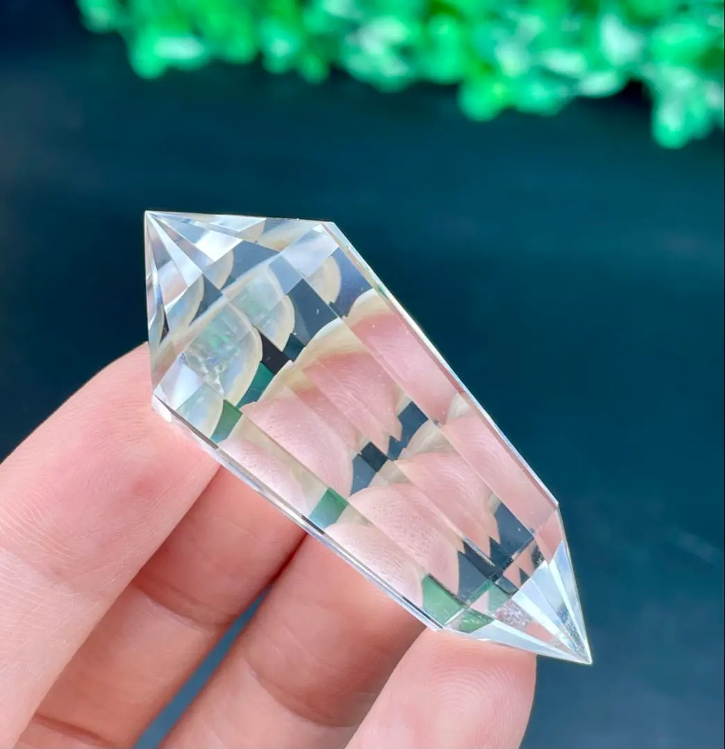 A）パワーストーン半貴石『奇跡の光を宿すスパイラルワンド』