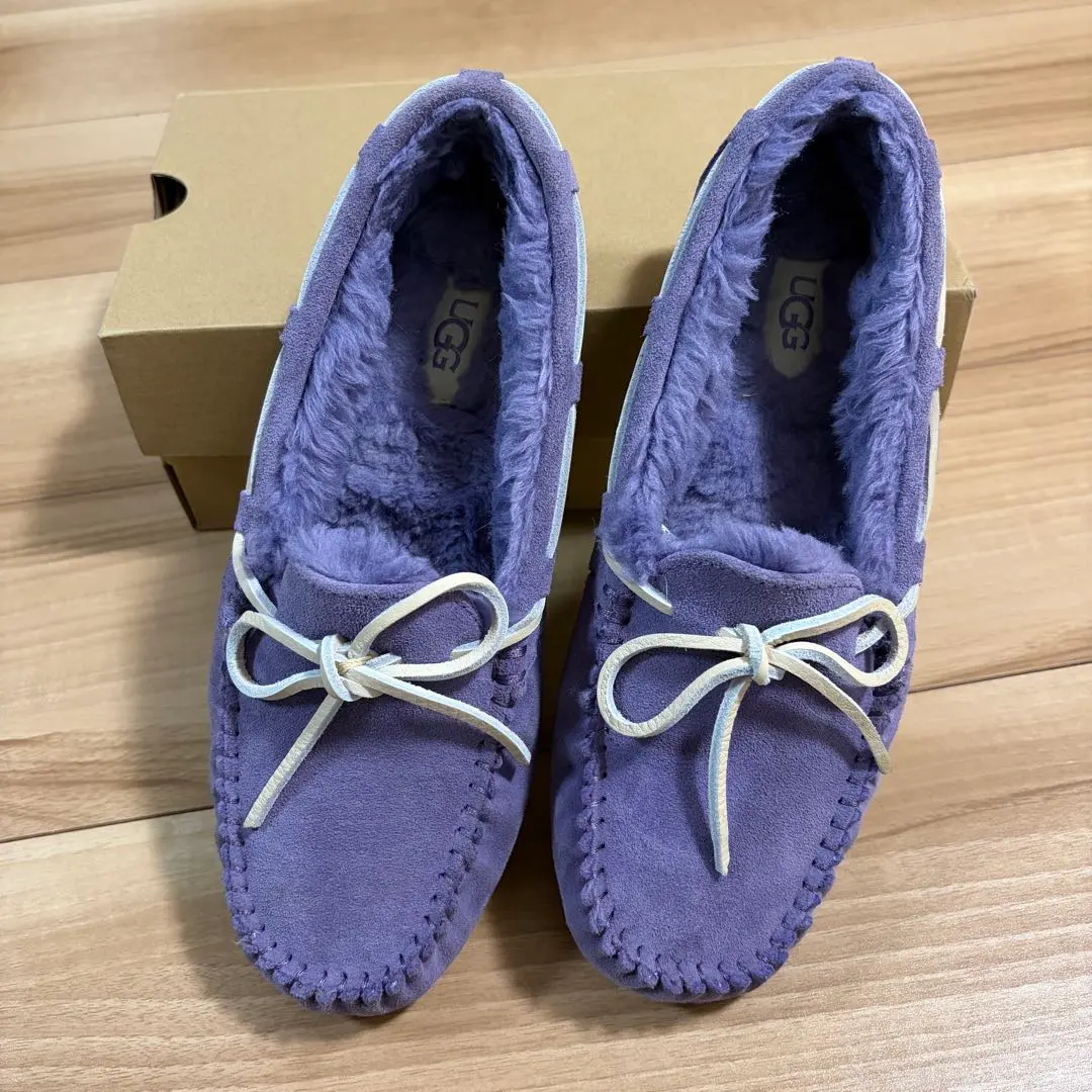 2026年最新】UGG カラー：パープル系 モカシンの人気アイテム - メルカリ
