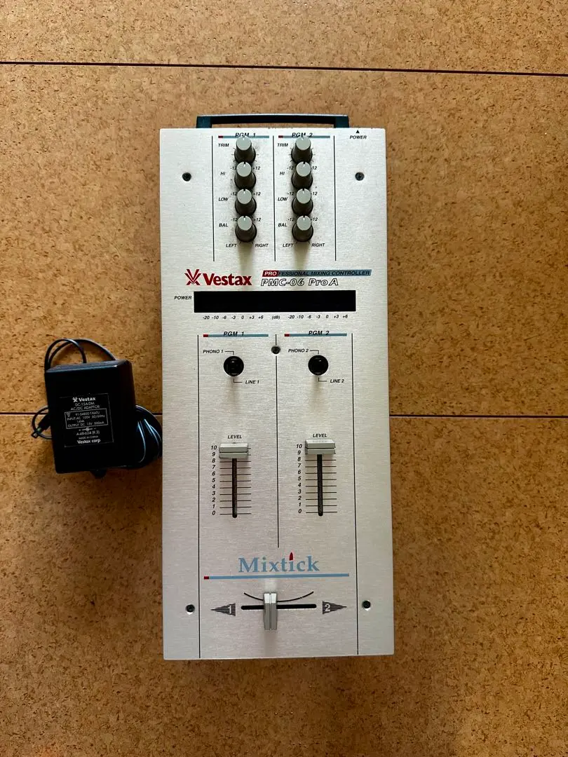 2026年最新】Vestax ベスタクス VMC-002 DJミキサーの人気アイテム