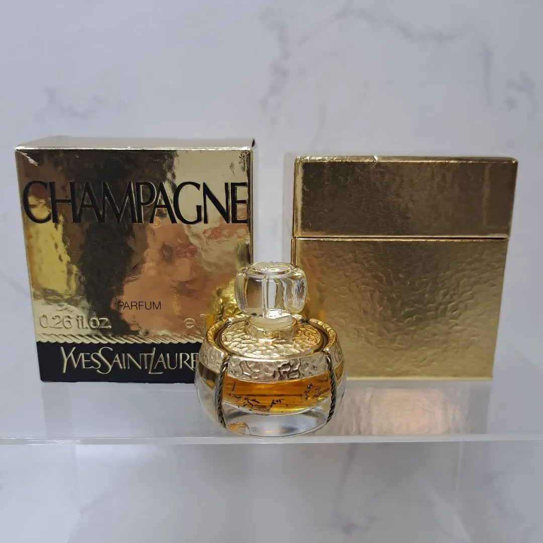 2026年最新】イヴサンローラン シャンパーニュの人気アイテム - メルカリ