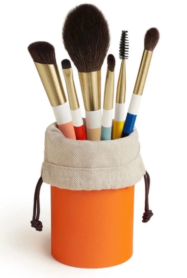 2026年最新】HERMES メイクブラシセットの人気アイテム - メルカリ