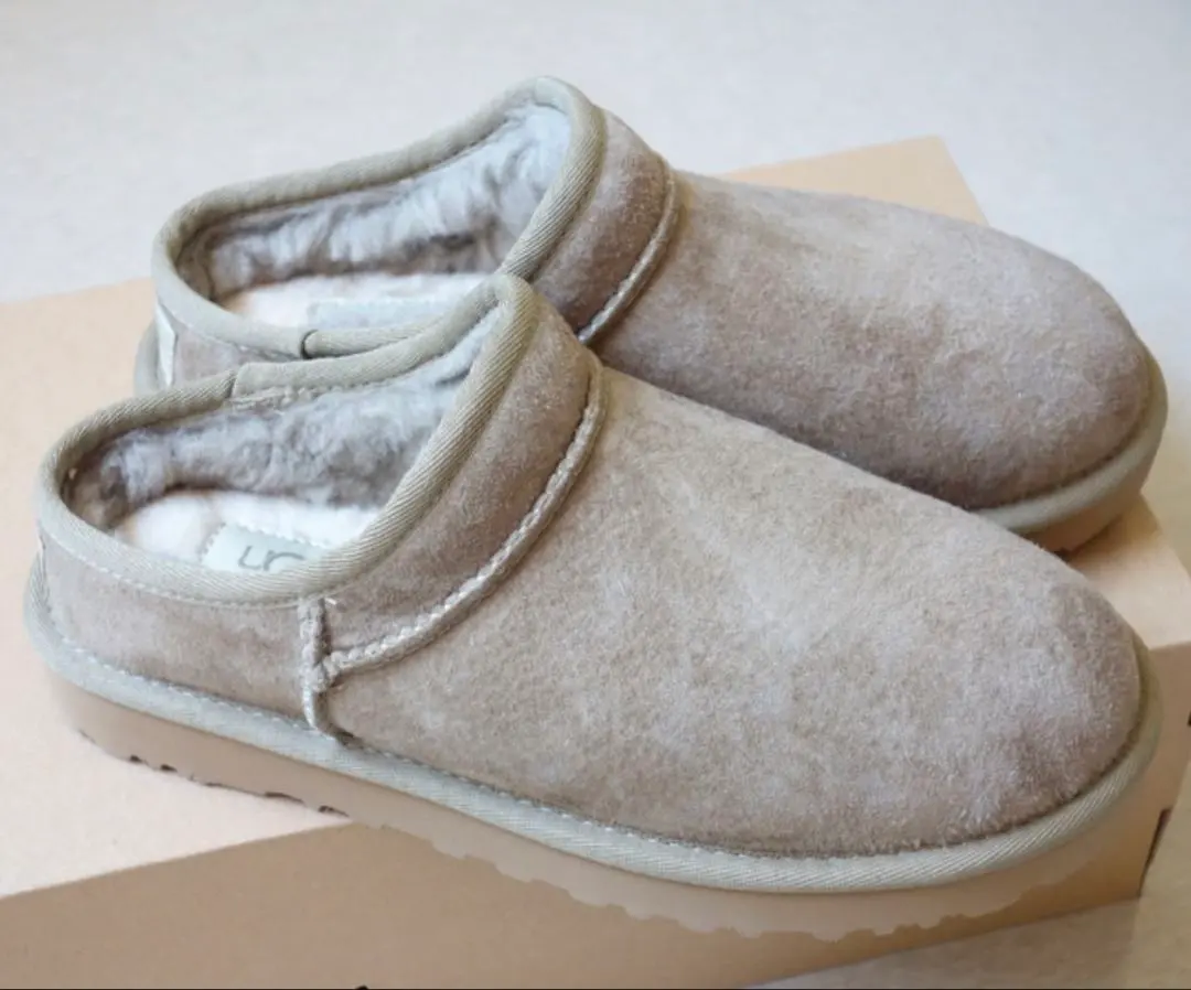 2026年最新】UGG CLASSIC slipper 24の人気アイテム - メルカリ