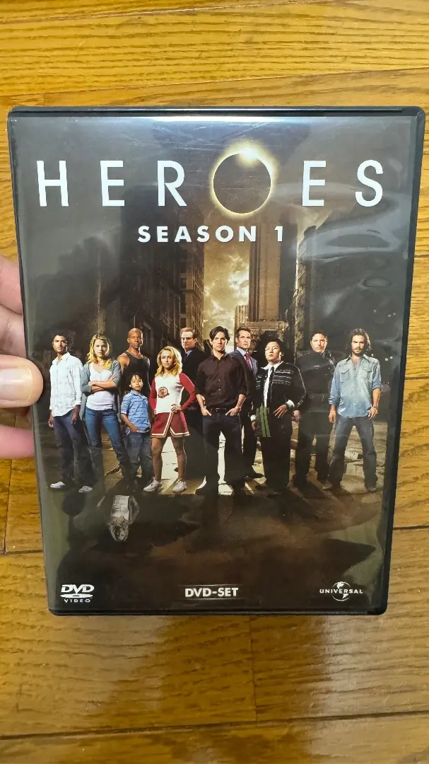 2026年最新】HEROES コンプリート DVD-BOXの人気アイテム - メルカリ