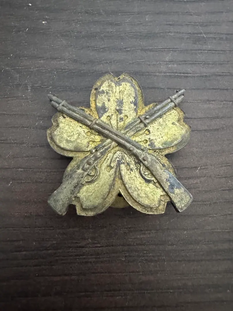 2026年最新】射撃徽章の人気アイテム - メルカリ