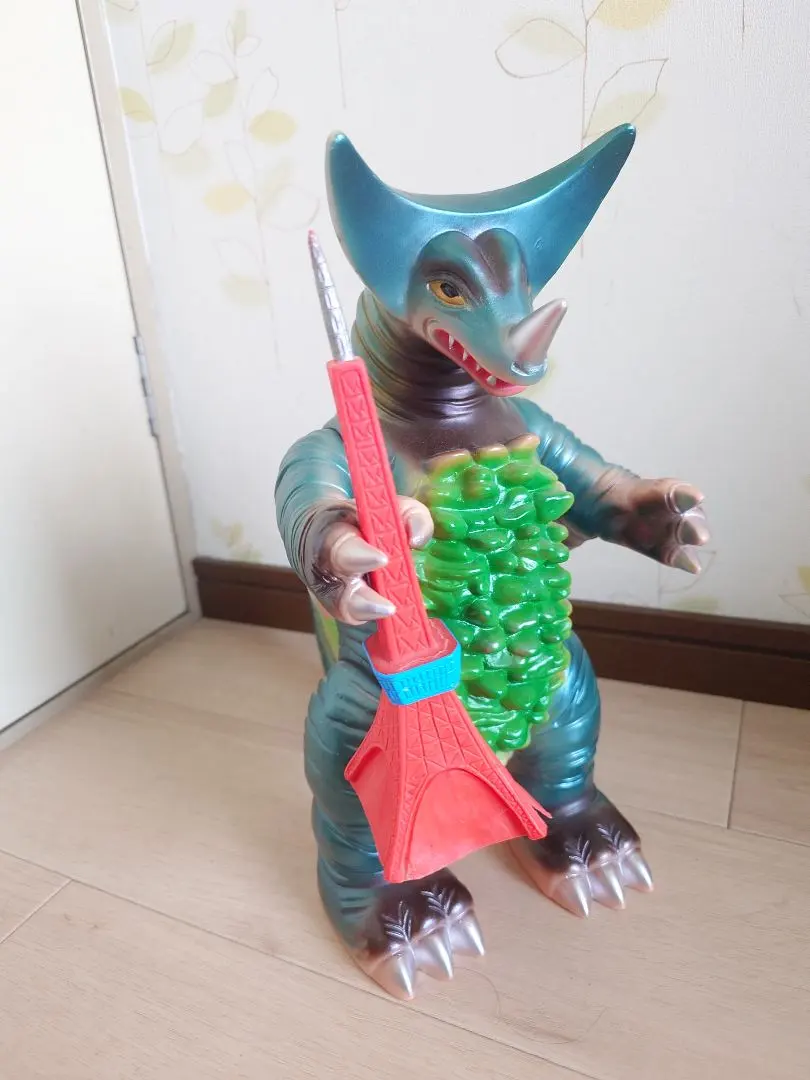 2026年最新】ブルマァク ジャイアントゴモラの人気アイテム - メルカリ