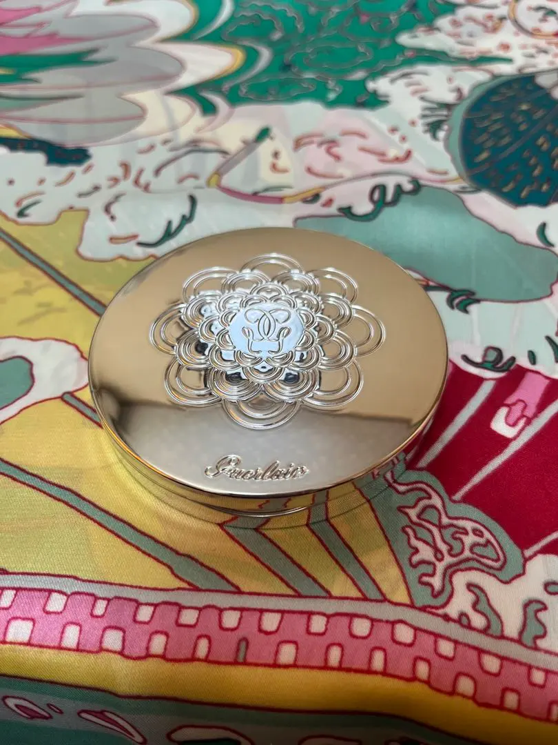 2026年最新】ゲラン メテオリットコンパクトの人気アイテム - メルカリ