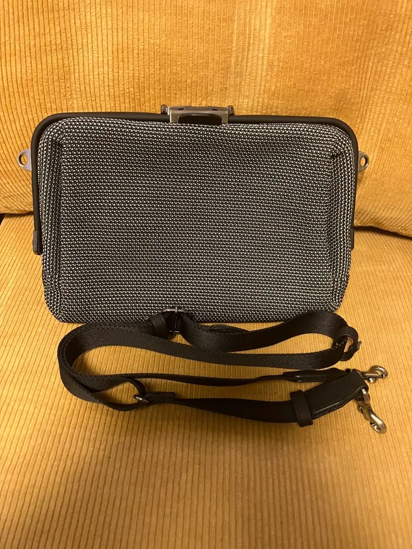 2026年最新】ARTPHERE ショルダーバッグの人気アイテム - メルカリ