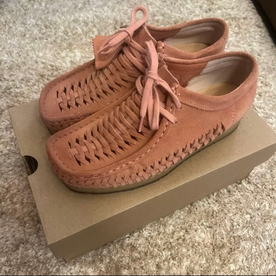 2026年最新】Supreme Clarks Woven Wallabeeの人気アイテム - メルカリ