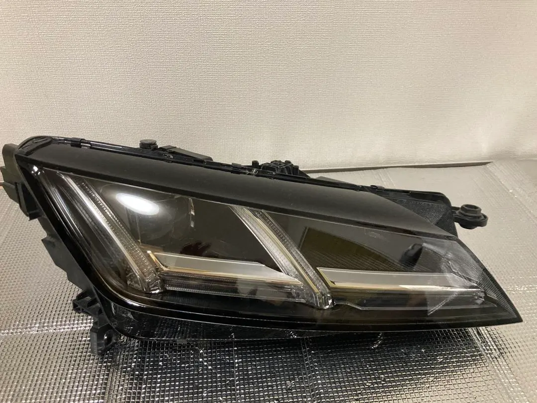 2026年最新】アウディtt 8j ヘッドライトの人気アイテム - メルカリ