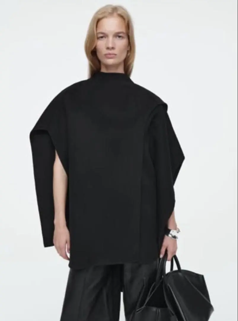 2026年最新】COS ポンチョ・ケープコートの人気アイテム - メルカリ