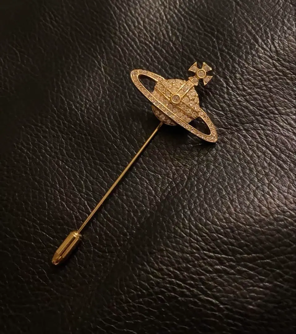 2026年最新】ラペルピン ヴィヴィアンの人気アイテム - メルカリ