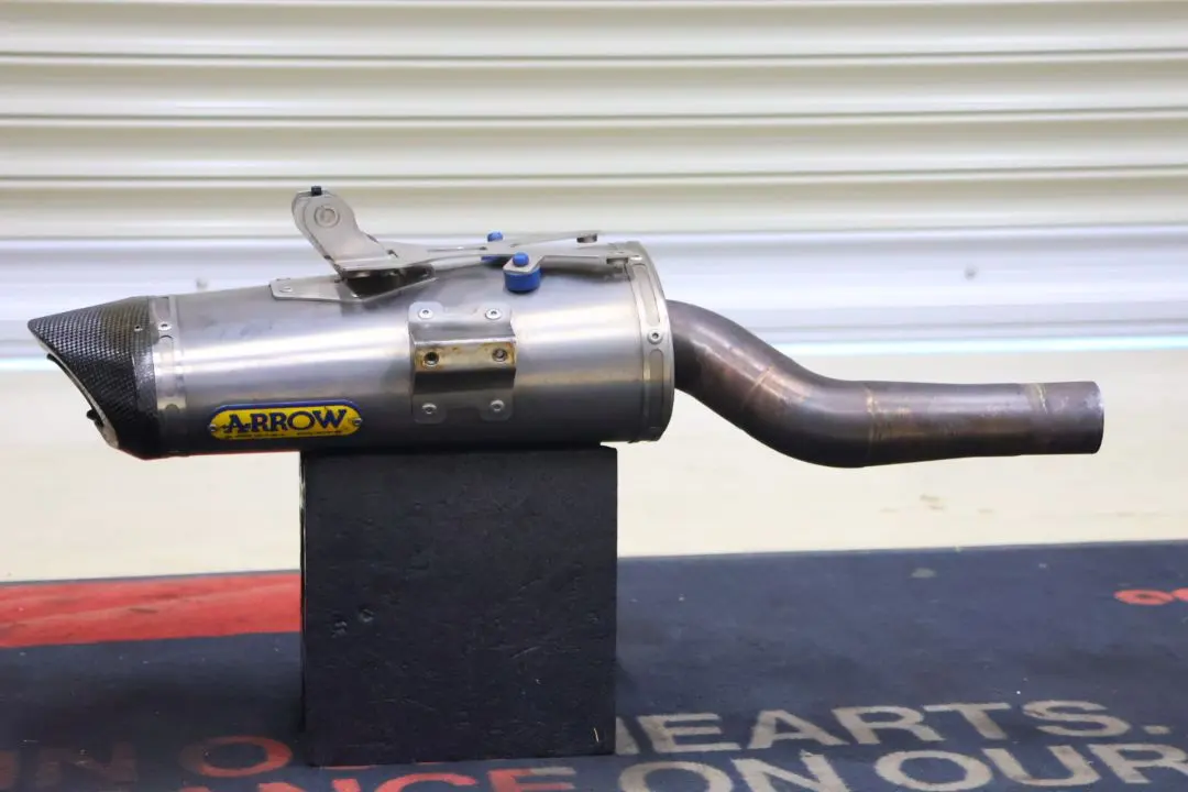 2026年最新】デイトナ675 マフラーの人気アイテム - メルカリ