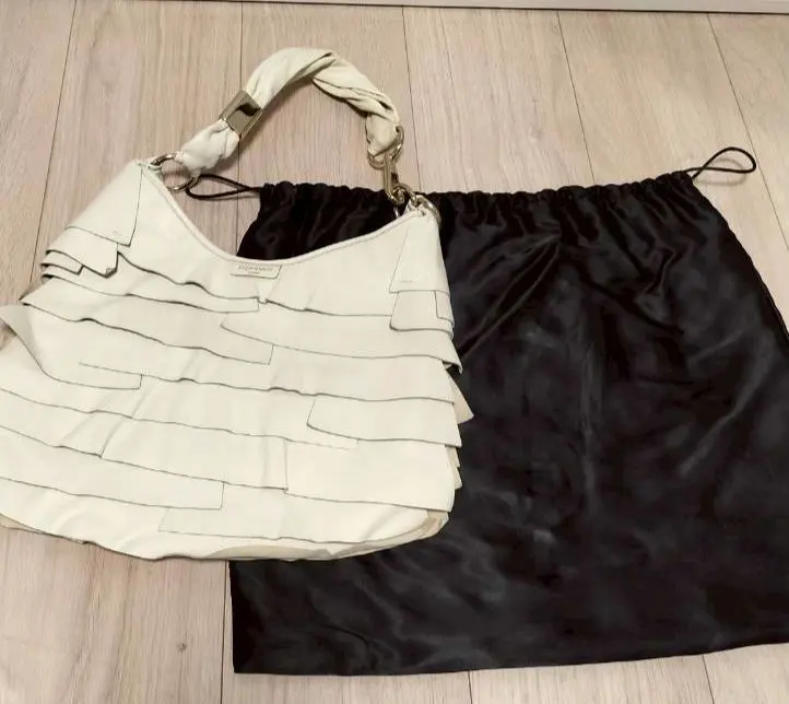 2026年最新】サントロペ サンローランの人気アイテム - メルカリ