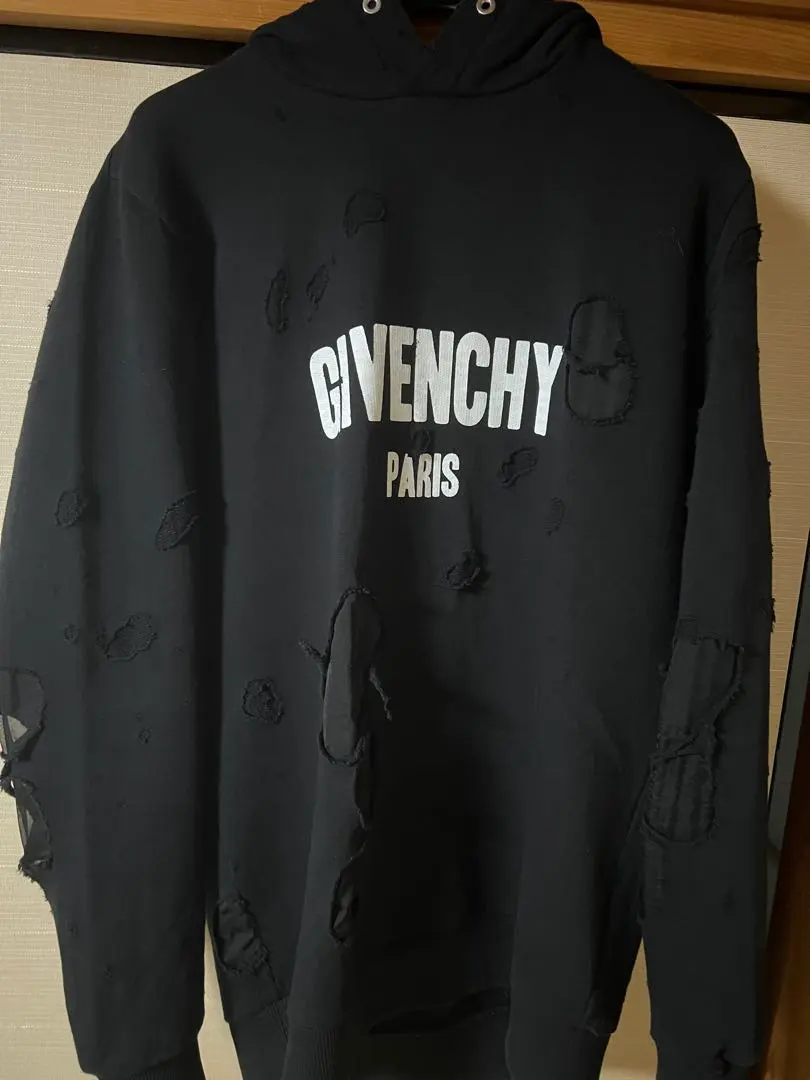 2026年最新】GIVENCHY デストロイスウェットの人気アイテム - メルカリ