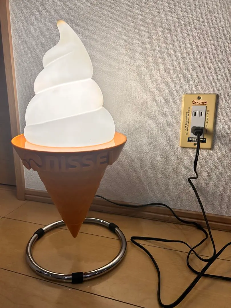 2026年最新】ニッセイ ソフトクリーム ランプの人気アイテム - メルカリ