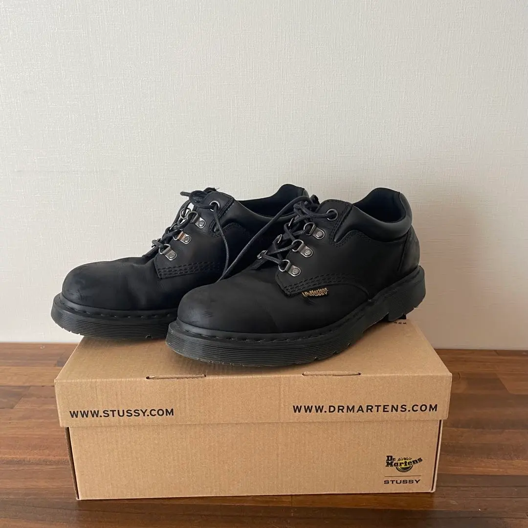 2026年最新】stussy dr.martens ローファーの人気アイテム - メルカリ