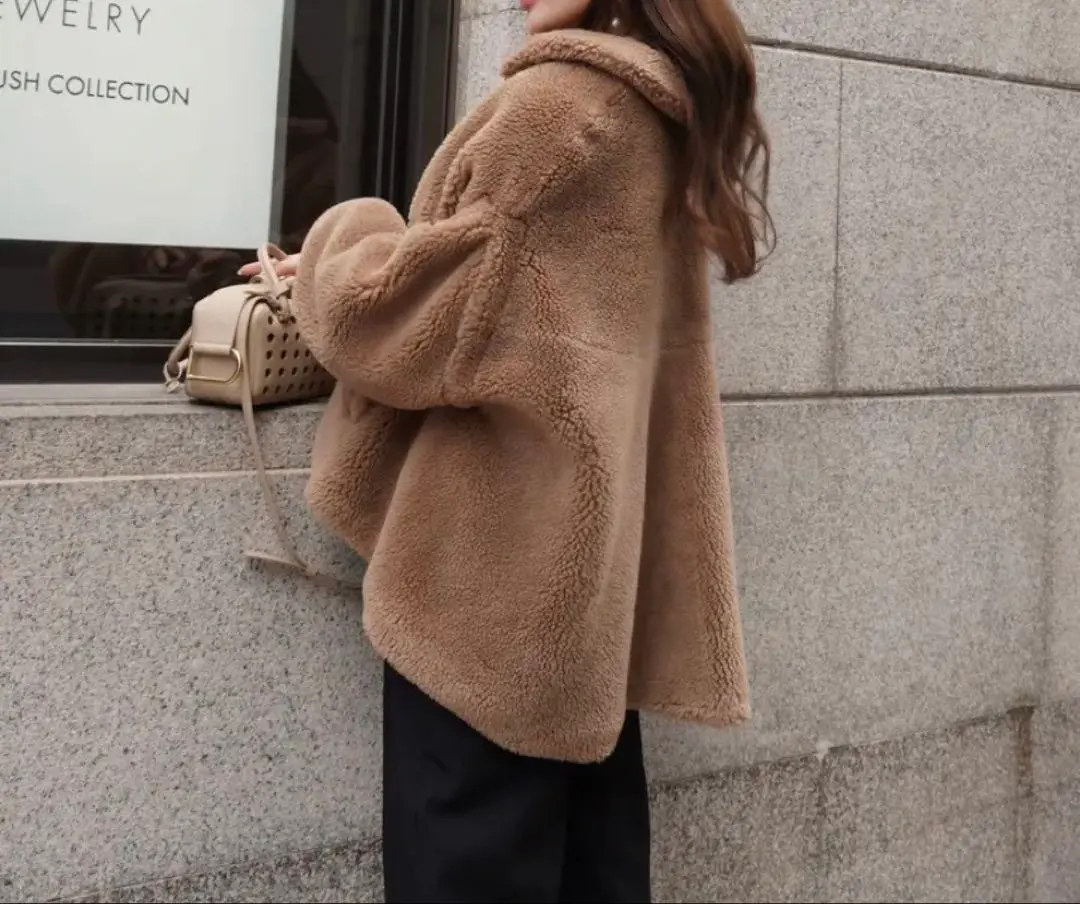 2026年最新】ヘヨン テッドケープの人気アイテム - メルカリ