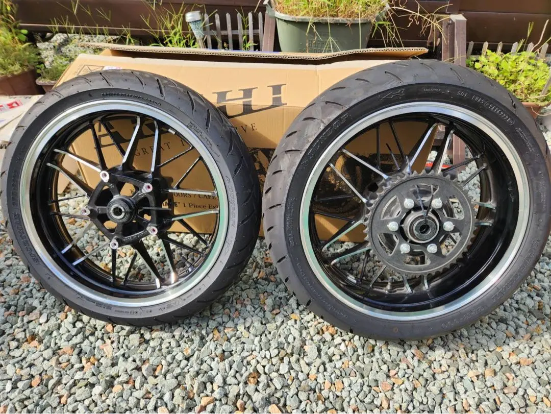 2026年最新】z900rs ホイール 純正の人気アイテム - メルカリ