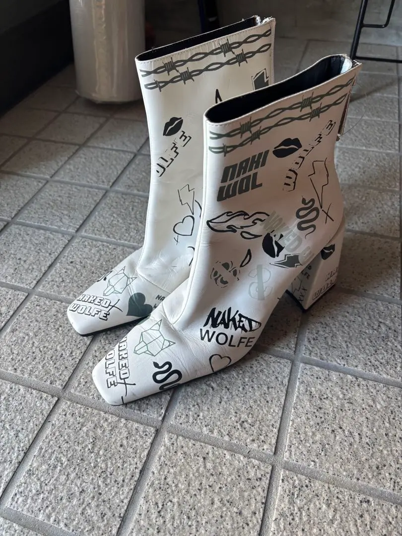 2026年最新】ネイキッドウルフ ブーツの人気アイテム - メルカリ