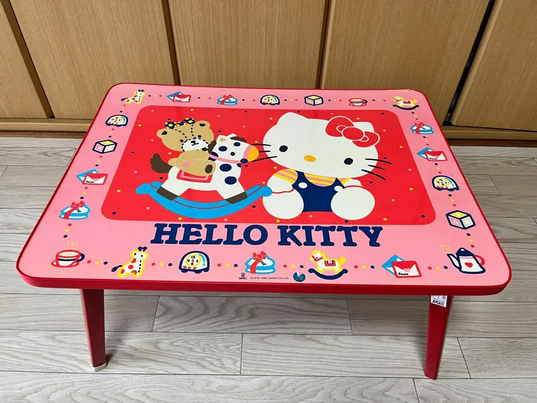 2026年最新】HELLO KITTY 机・テーブルの人気アイテム - メルカリ