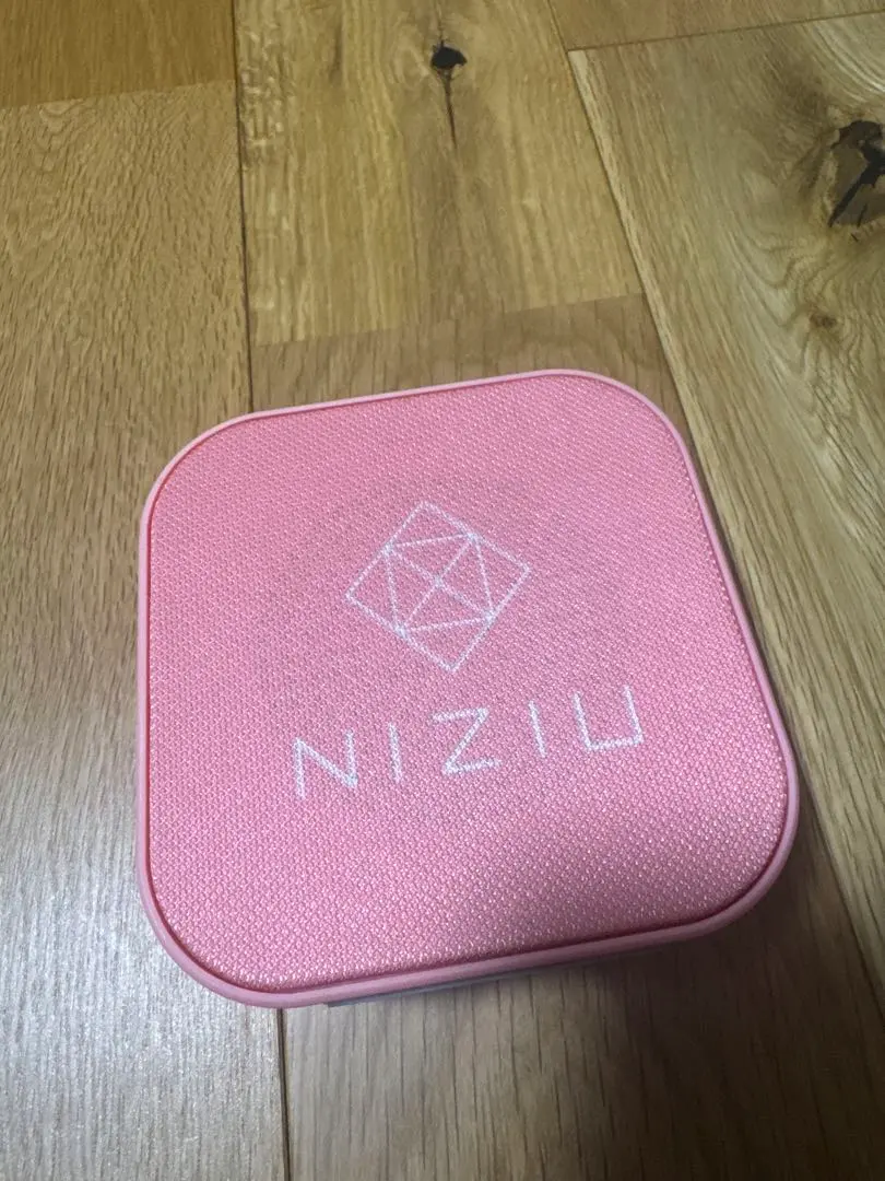 2026年最新】NiziUスピーカーの人気アイテム - メルカリ