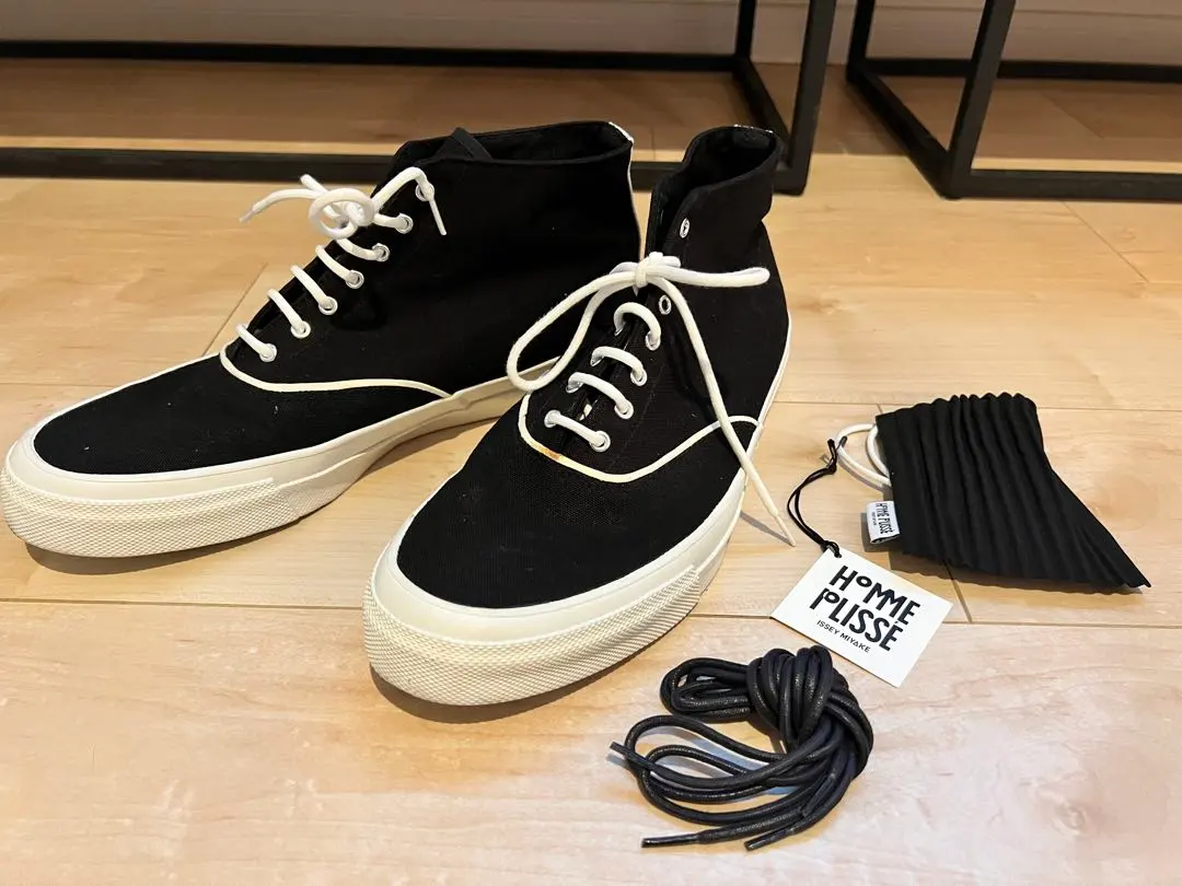 2026年最新】HOMME PLISSE ISSEY MIYAKE 靴の人気アイテム - メルカリ