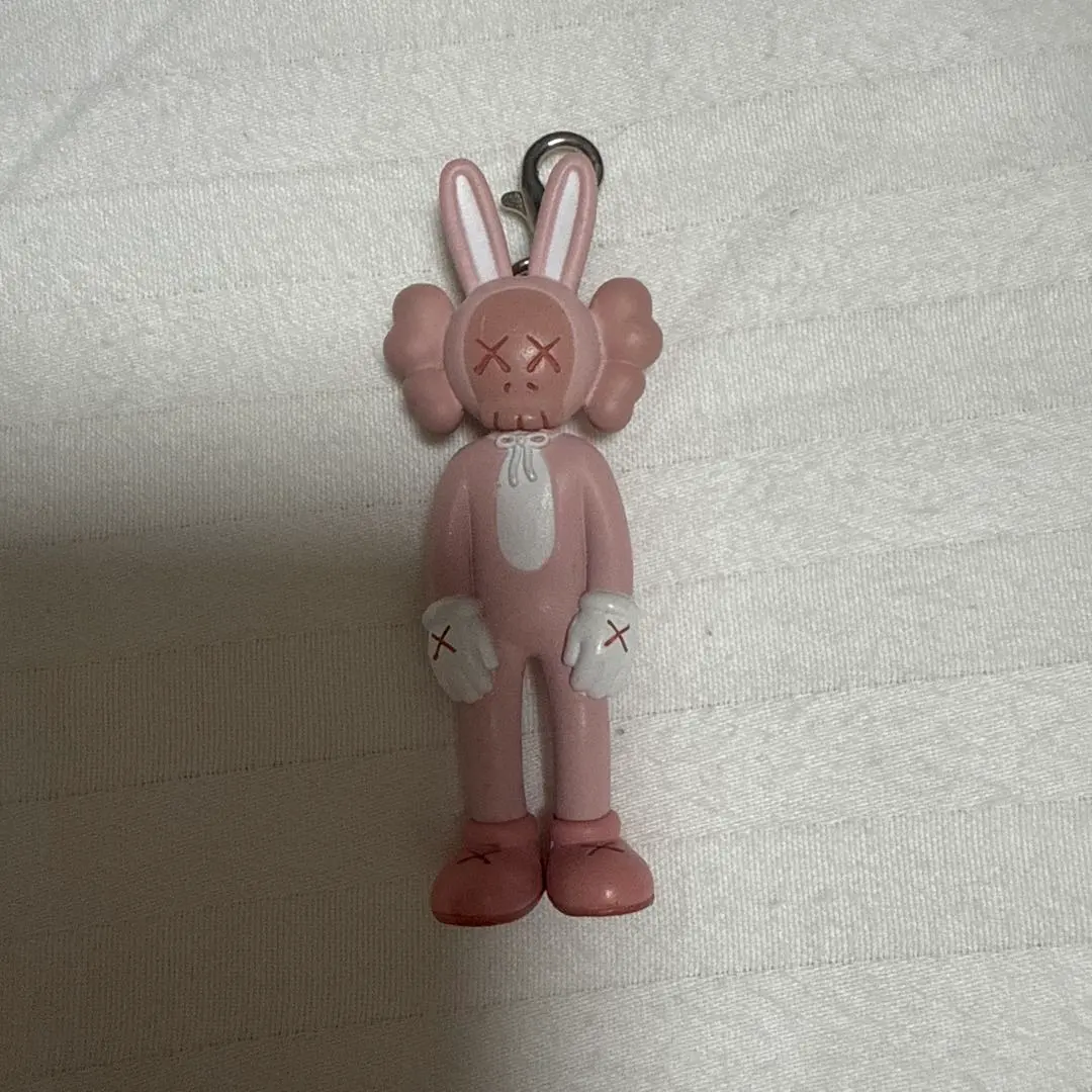 2026年最新】kaws companion keyholderの人気アイテム - メルカリ