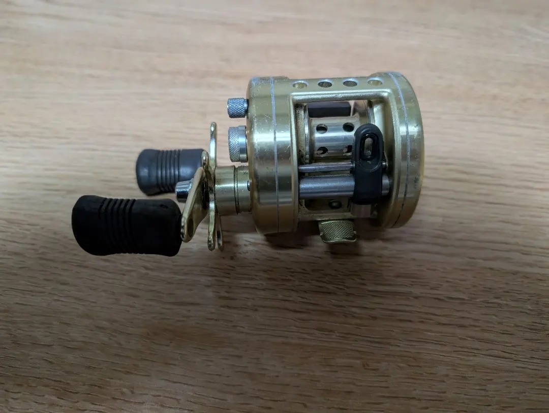 2026年最新】シマノ カルカッタ 101XTの人気アイテム - メルカリ