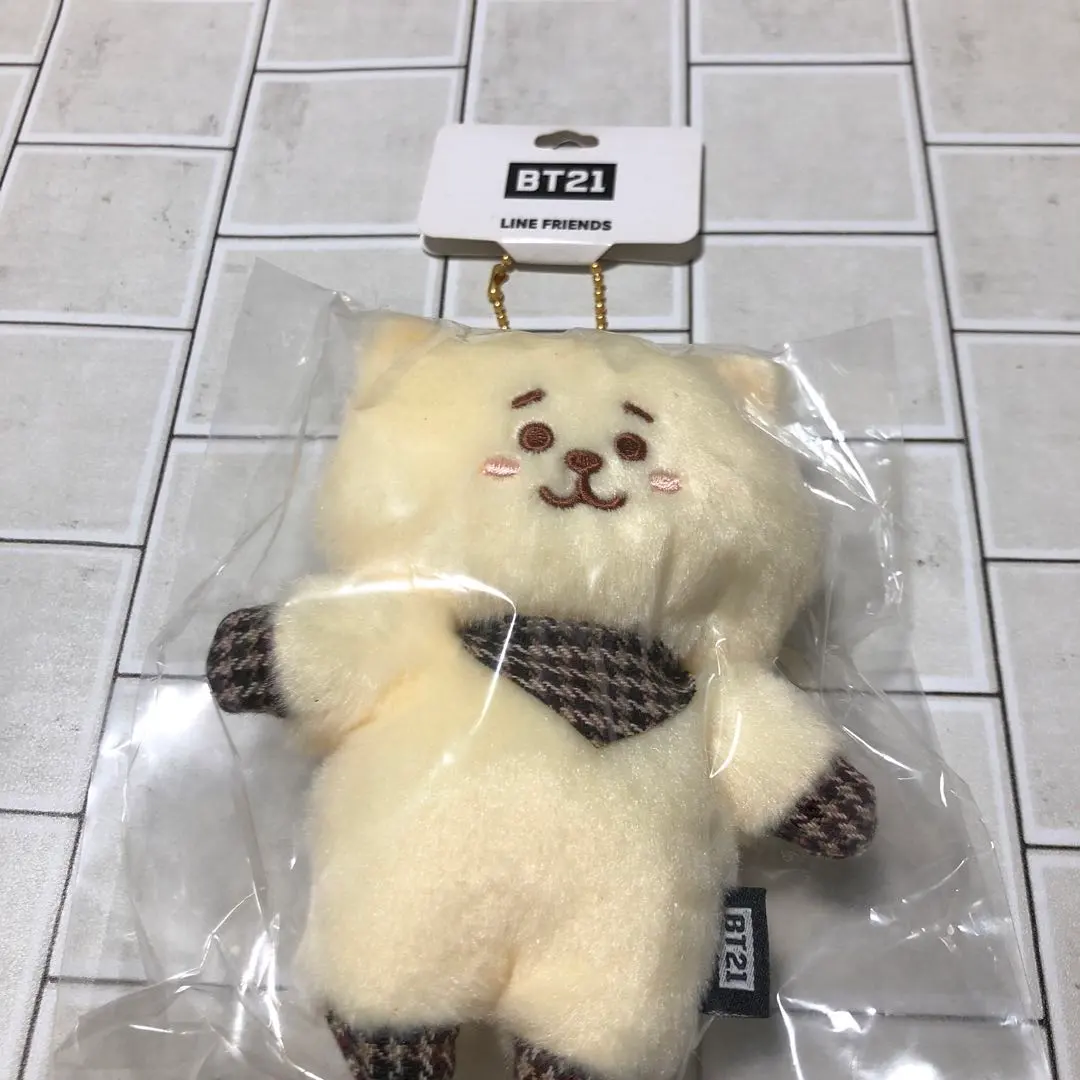 2026年最新】bt21グレンチェックマスコットの人気アイテム - メルカリ